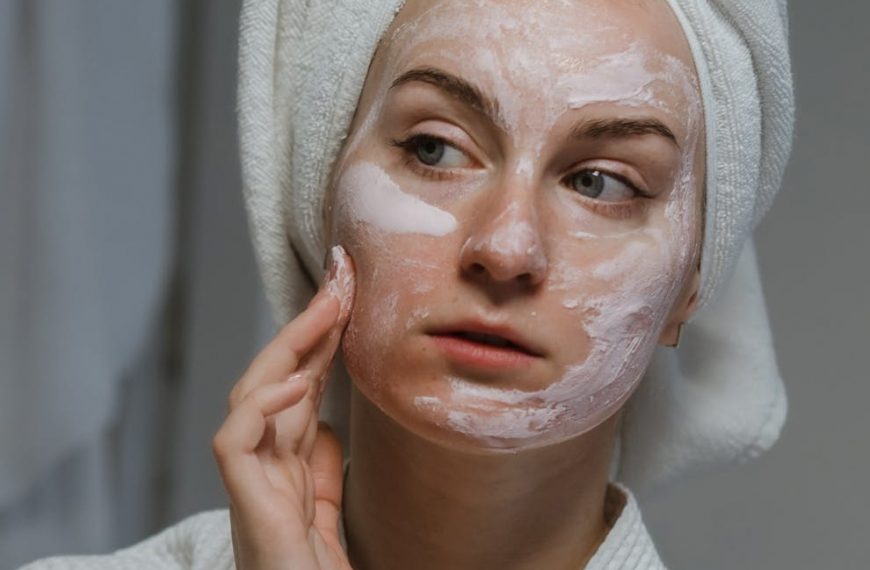 How Rosacea Affects Mature Skin As We Age